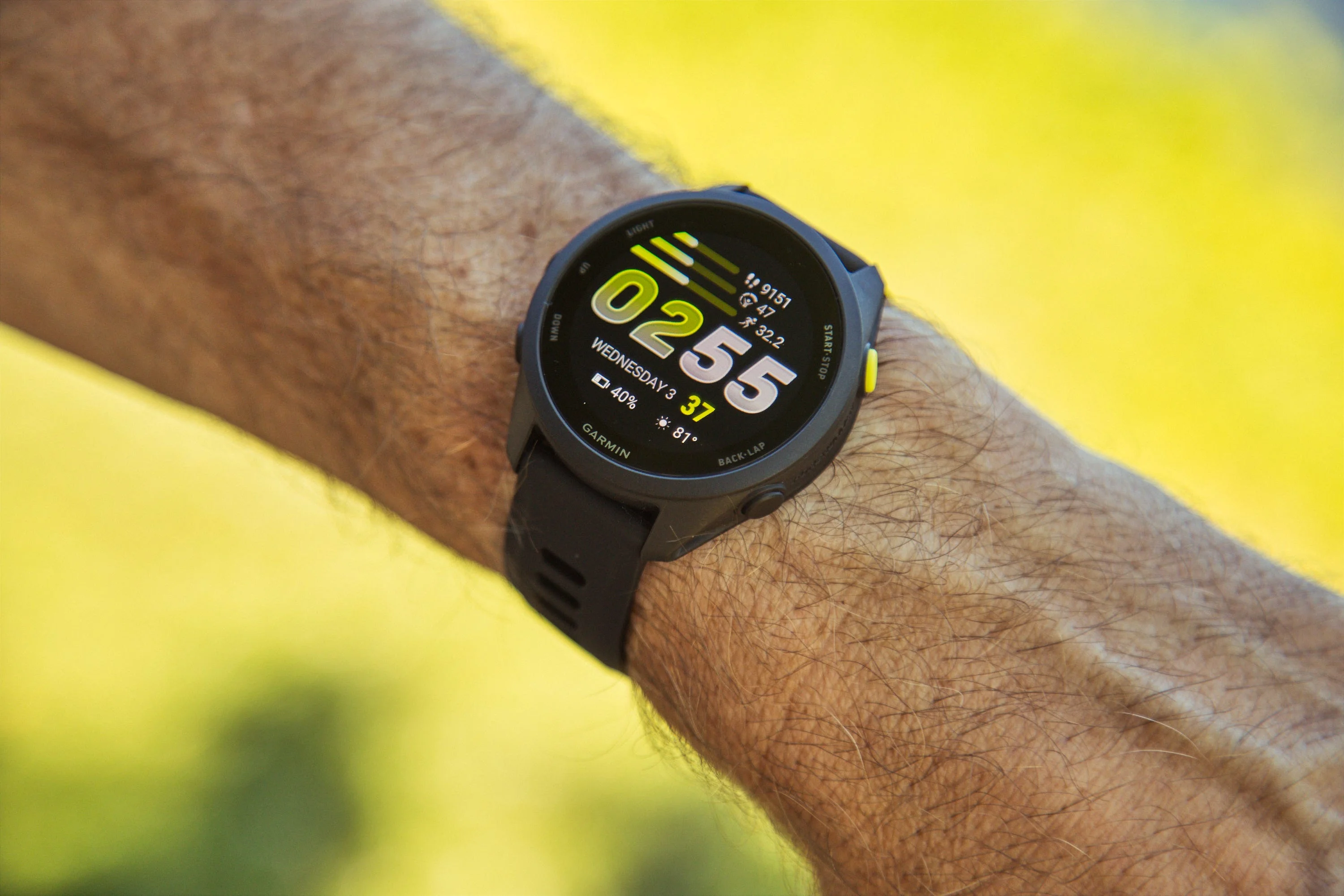 The Garmin Forerunner 70 Is a Beginner-Friendly Watch With Serious Runner Appeal